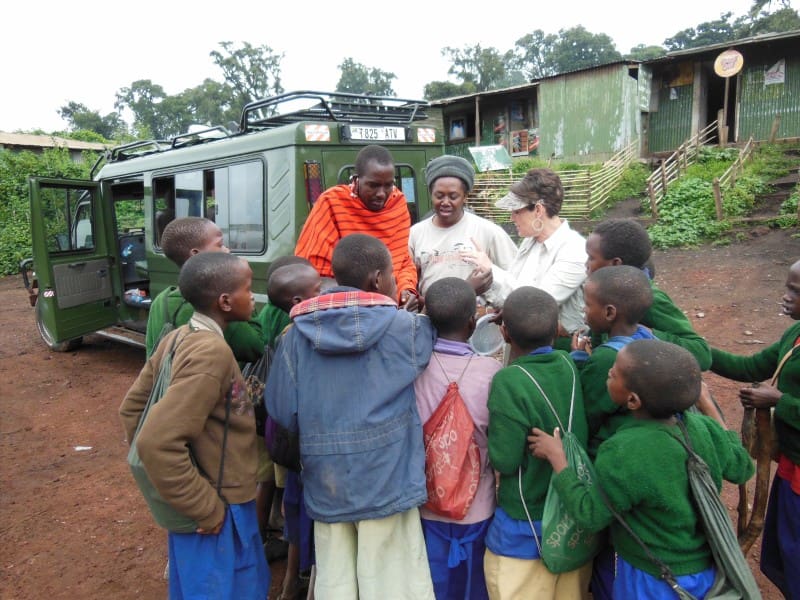 school children Tanzania photo safari